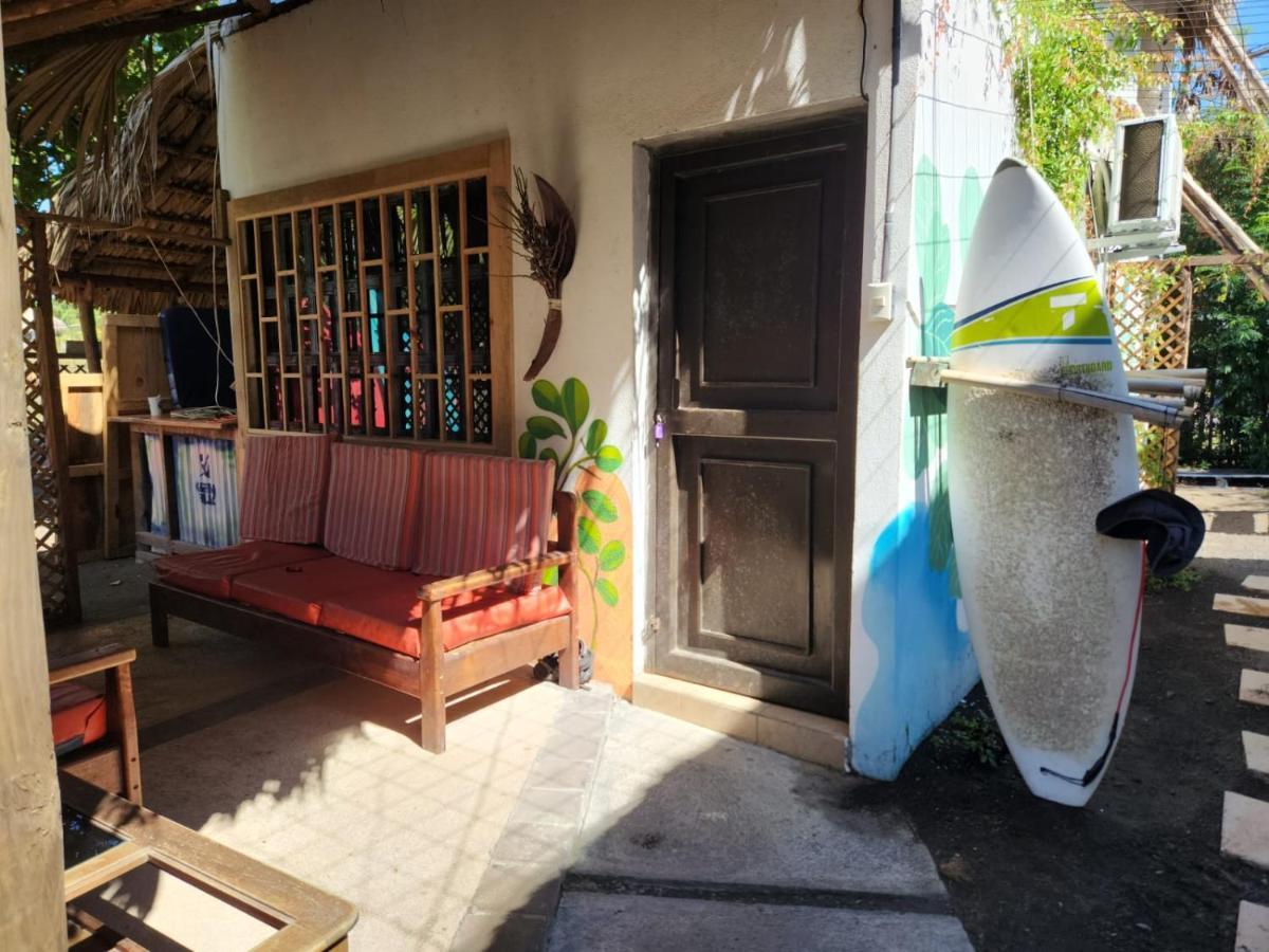 Green Belly Surf Hostel El Paredón Buena Vista Exteriör bild